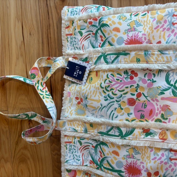 Roller Rabbit Multi-Color Tropical Tote - Picture 9 of 9